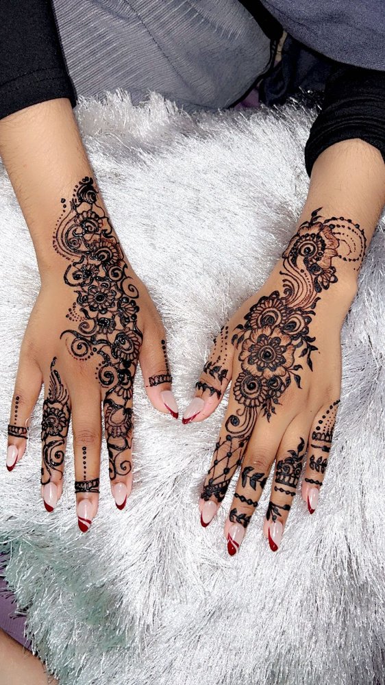 Henna design 12